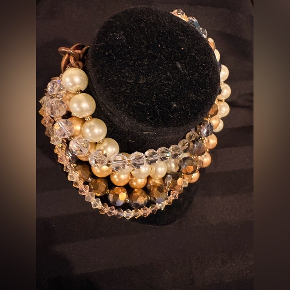 Gold and Pearl Multi-Strand Beaded Bracelet - Unbranded - Picture 3 of 4